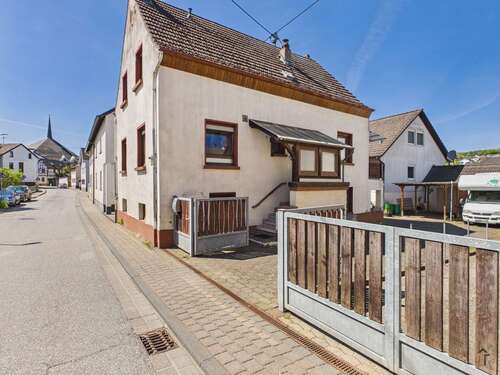 Foto - Haus zum Kaufen in Niederzissen 129.000,00 € 110 m²