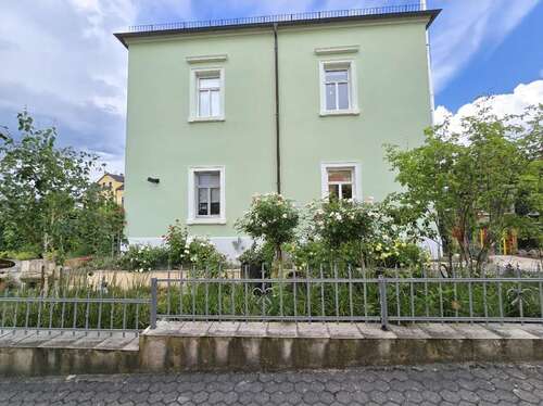 Foto - Haus zum Kaufen in Weinböhla 650.000,00 € 150 m²