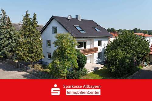 Foto - Haus zum Kaufen in Neuburg 570.000,00 € 247 m²
