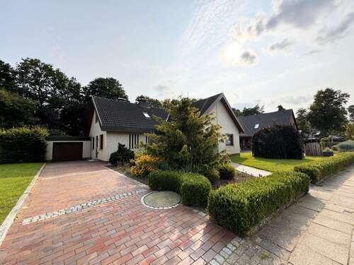 Foto - Haus zum Kaufen in Brunsbüttel 375.000,00 € 182 m²