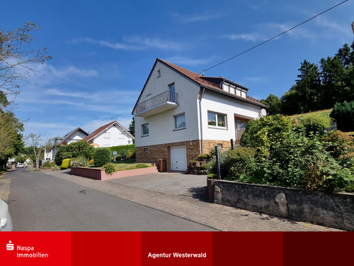 Foto - Haus zum Kaufen in Niederelbert 320.000,00 € 126 m²