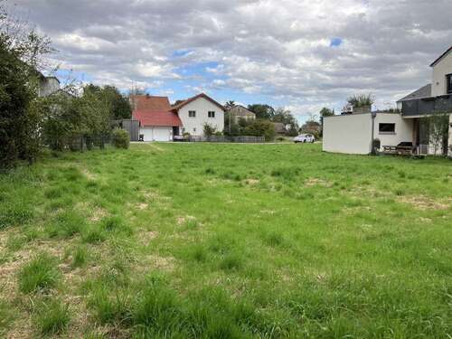 Foto - Grundstück zu verkaufen in Fahrenzhausen-Kammerberg 470.000,00 € 679 m²
