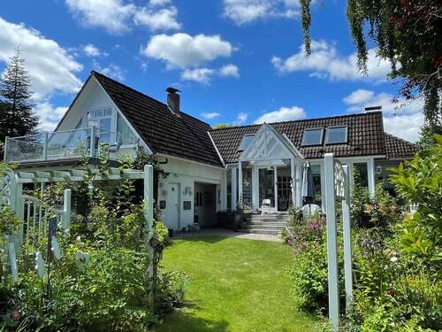 Foto - Haus zum Kaufen in Neuberend 375.000,00 € 175 m²