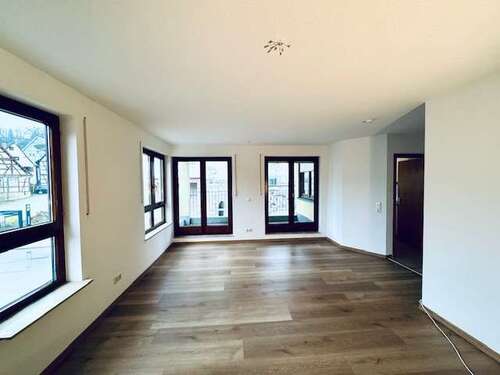 Foto - Wohnung zum Mieten in Weissach 890,00 € 74 m²