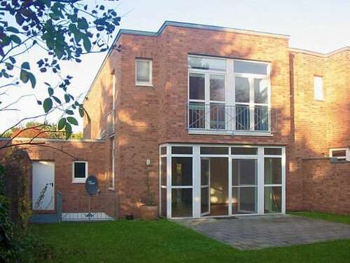 Foto - Haus zum Kaufen in Köln Hahnwald 965.000,00 € 186 m²