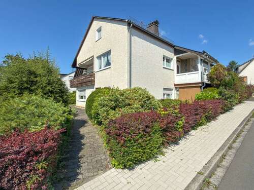 Foto - Haus zum Kaufen in Meschede 289.000,00 € 154 m²