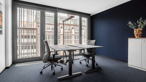 Foto - Büro in 70 Stuttgart 1.689,90 € 18 m²