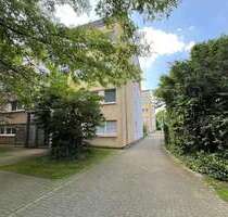 Haus zum Kaufen in Leverkusen 3.495.000,00 € 1410 m²