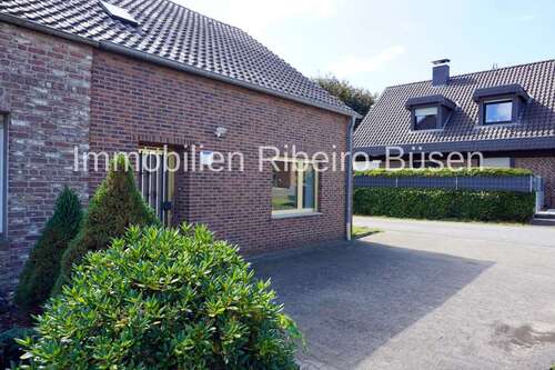Foto - Haus zum Kaufen in Brüggen Lüttelbracht 229.000,00 € 117.49 m²