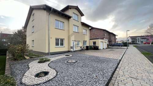 Foto - Haus zum Kaufen in Baunatal 547.000,00 € 209 m²