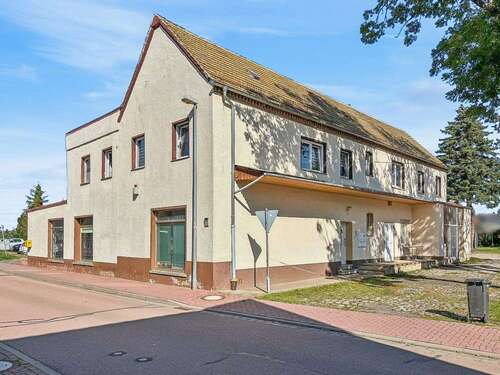 Foto - Haus zum Kaufen in Braunsbedra 149.273,00 € 218 m²