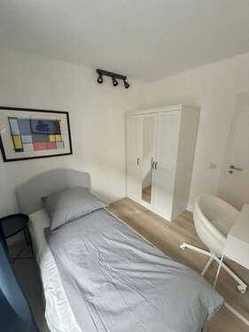Foto - WG-Zimmer in Düsseldorf 699,00 € 15 m²