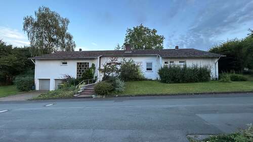 Foto - Haus zum Kaufen in Warburg-Herlinghausen 180.000,00 € 205 m²