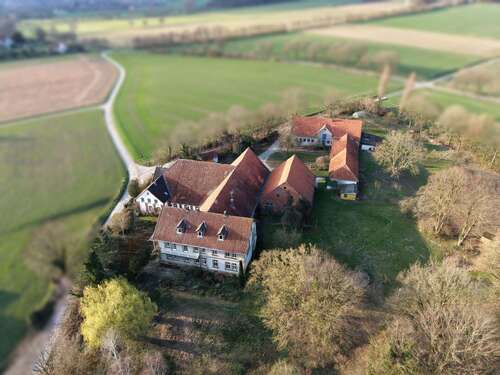 Foto - Haus zum Kaufen in Borgholzhausen 986.000,00 € 860.67 m²