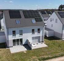 Haus zum Mieten in Roth 1.750,00 € 148 m²