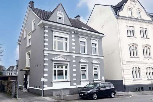 Foto - Haus zum Kaufen in Solingen 448.000,00 € 270 m²