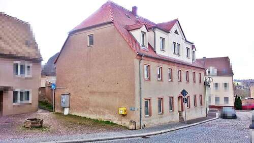 Foto - Haus zum Kaufen in Roßwein 95.000,00 € 290 m²