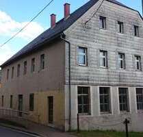 Haus zum Kaufen in Großschirma 95.000,00 € 261 m²