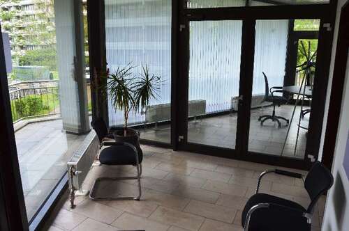 Foto - Büro in Köln 130,00 € 4 m² - 130,00&nbsp;EUR Kaltmiete, ca.&nbsp; 4,00&nbsp;m&sup2;