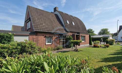 Foto - Haus zum Kaufen in Norderstedt Garstedt 669.000,00 € 205 m²