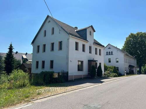 Foto - Haus zum Kaufen in Reichenau-Hartmannsdorf 80.000,00 € 134.88 m²