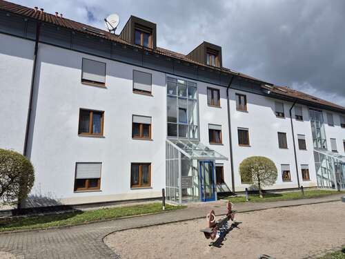 Foto - Wohnung zum Mieten in Bad Friedrichshall 619,00 € 72.81 m²