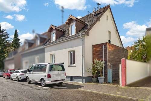 Foto - Haus zum Kaufen in Karlsruhe 471.000,00 € 100.56 m²