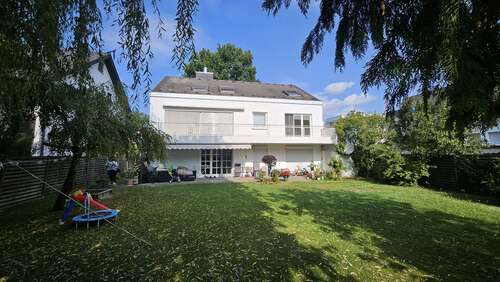 Foto - Haus zum Kaufen in Mühlheim 954.000,00 € 314 m²