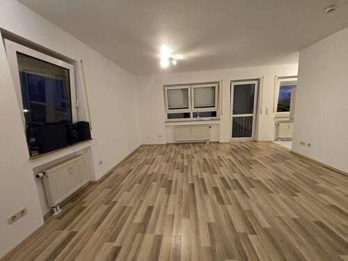 Foto - Wohnung zum Mieten in Hettstadt 550,00 € 39 m²