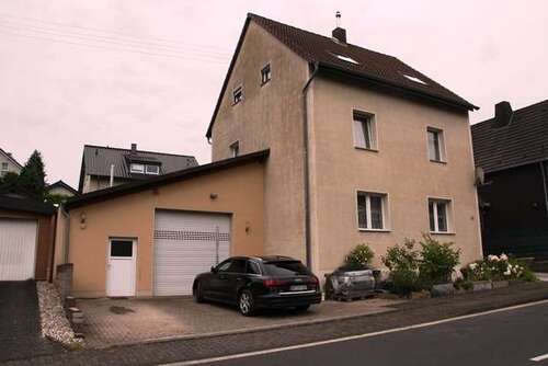 Foto - Haus zum Kaufen in Eitorf 349.900,00 € 155 m²