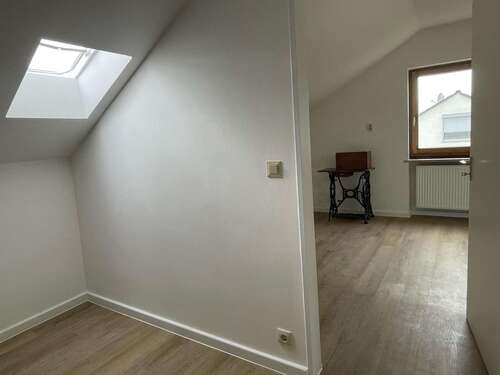 Foto - Haus zum Mieten in Taunusstein 1.650,00 € 155.29 m²