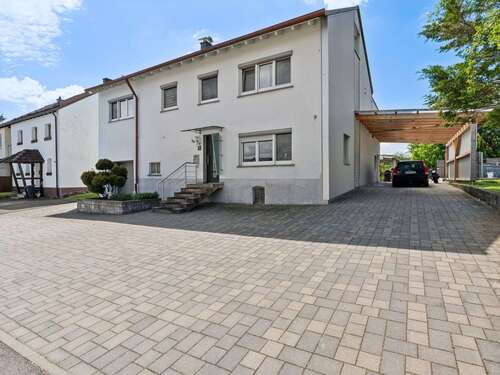 Foto - Haus zum Kaufen in Bartholomä 650.000,00 € 300 m²