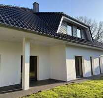 Haus zum Kaufen in Jersbek 749.000,00 € 268 m²