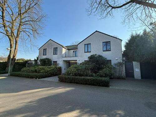 Foto - Haus zum Kaufen in Meerbusch 2.995.000,00 € 360 m²