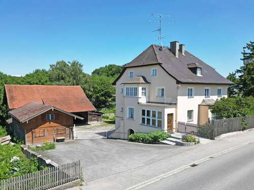 Foto - Haus zum Kaufen in Rottenburg an der Laaber 740.000,00 € 390 m²