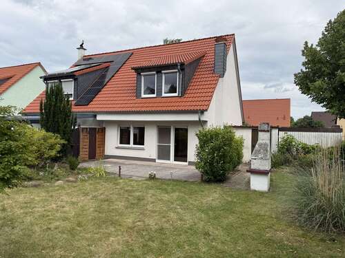 Foto - Haus zum Kaufen in Barleben 276.000,00 € 92 m²
