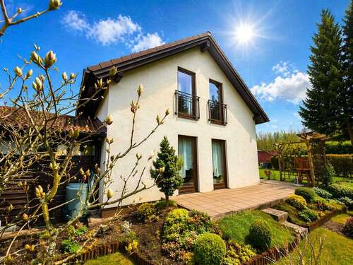 Foto - Haus zum Kaufen in Crinitzberg 250.000,00 € 104.98 m²