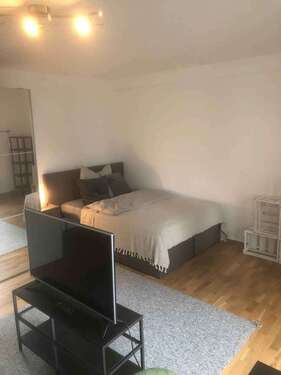 Foto - WG-Zimmer in Frankfurt am Main 735,00 € 27 m²