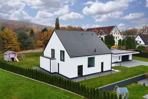 Foto - Haus zum Kaufen in Herford Herford Schwarzenmoor 1.220.000,00 € 264 m²