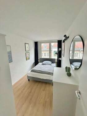 Foto - WG-Zimmer in Düsseldorf 899,00 € 20 m²