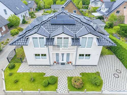 Foto - Haus zum Kaufen in Henstedt-Ulzburg 799.000,00 € 173 m²