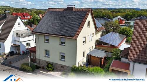 Foto - Haus zum Kaufen in Hessisch Lichtenau 335.000,00 € 170 m²