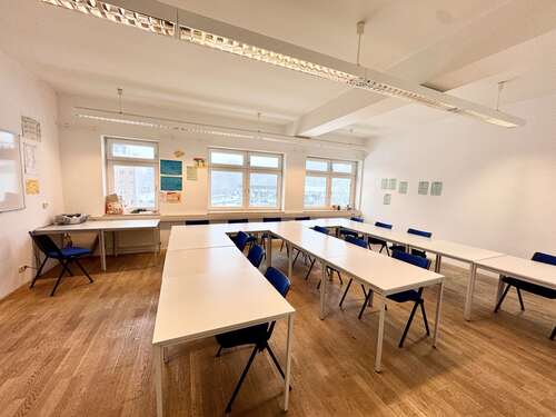 Foto - Büro in Kiel 3.100,00 € 350 m² - 3.100,00&nbsp;EUR Kaltmiete, ca.&nbsp; 350,00&nbsp;m&sup2;