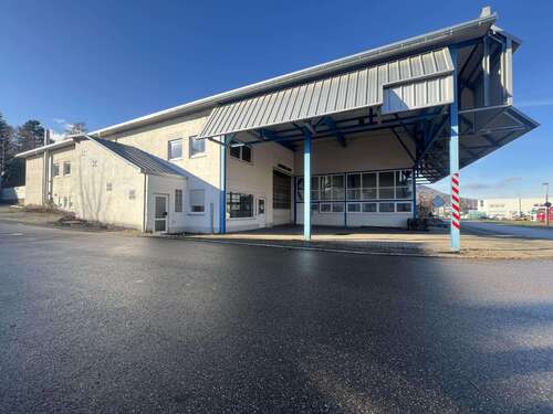 Foto - Halle in Geislingen 1.299.000,00 € 242.63 m²