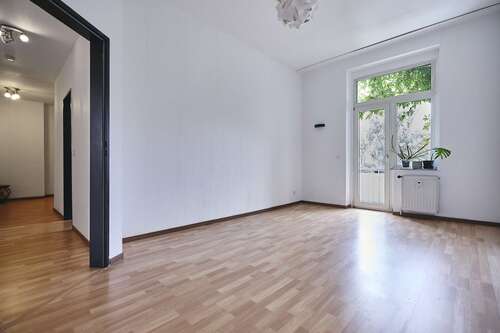 Foto - Wohnung zum Mieten in Düsseldorf 890,00 € 65 m²