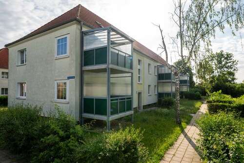 Foto - Wohnung zum Mieten in Schönebeck 435,83 € 67.05 m²