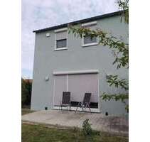 Haus zum Mieten in Eichendorf 1.200,00 € 131 m²