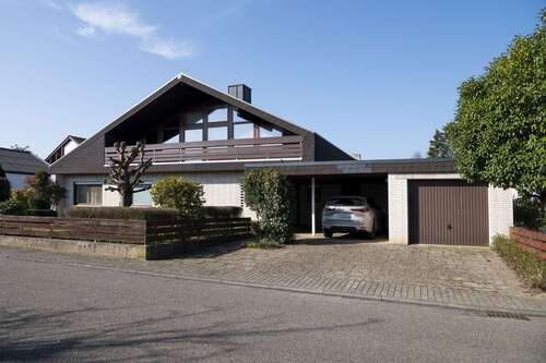Foto - Haus zum Kaufen in Römerberg 969.000,00 € 245.75 m²