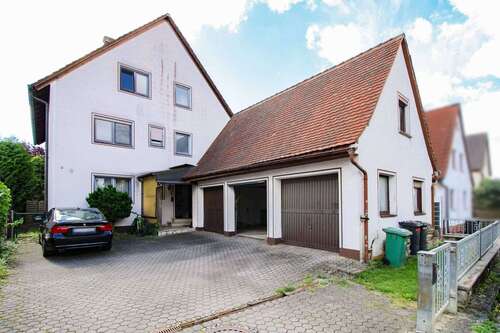 Foto - Haus zum Kaufen in Hetzles 699.000,00 € 277 m²