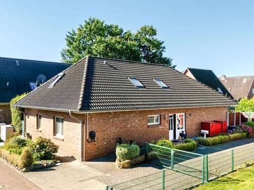 Foto - Haus zum Kaufen in Brande-Hörnerkirchen 545.000,00 € 191 m²